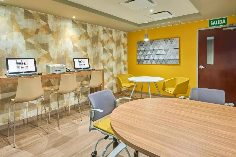 ホテル City Express By Marriott Hermosillo