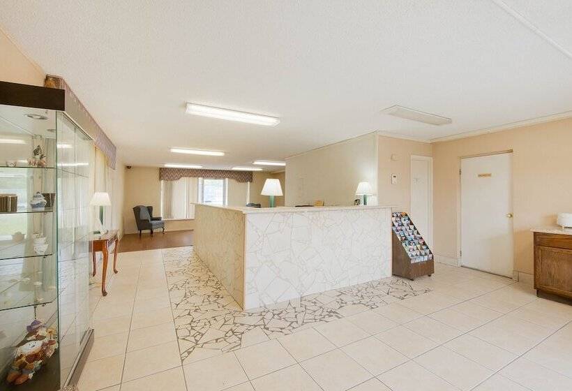 فندق OYO Doswell Kings Dominion