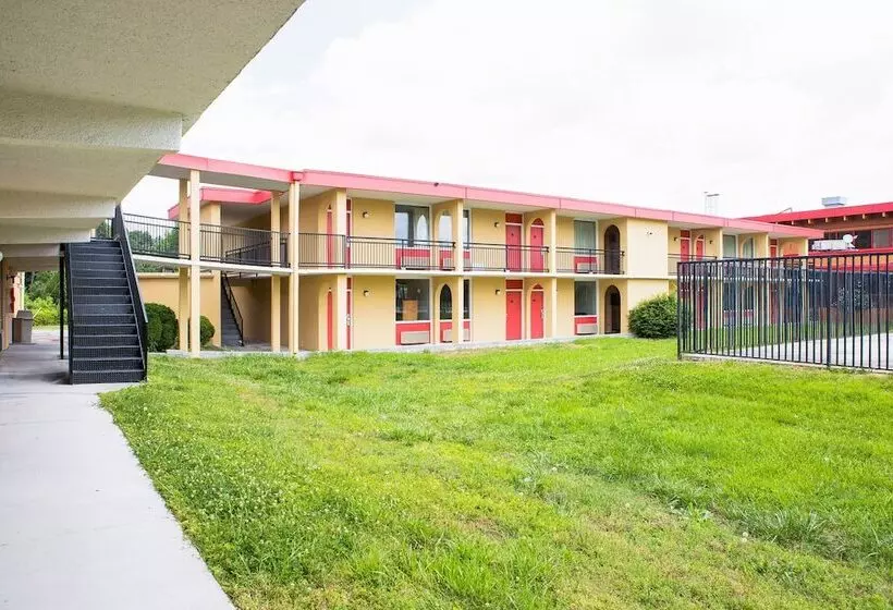 호텔 OYO Doswell Kings Dominion