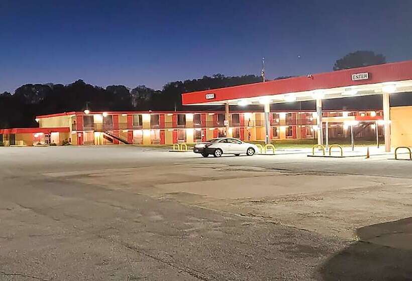 فندق OYO Doswell Kings Dominion