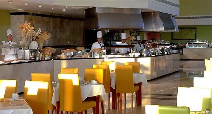 酒店 Grand Sirenis Mayan Beach