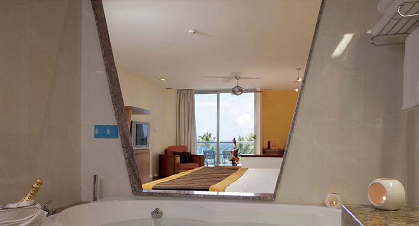 فندق Grand Sirenis Mayan Beach