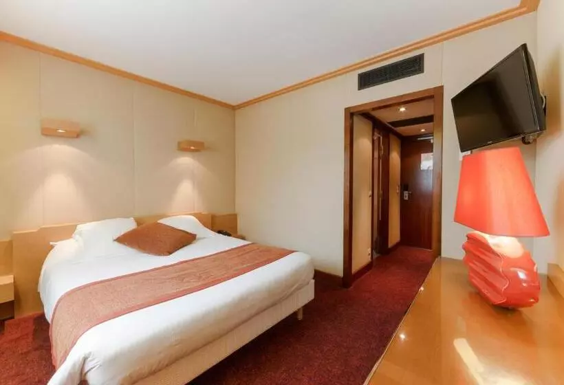 ホテル Hôtel Du Béryl, Lons Le Saunier