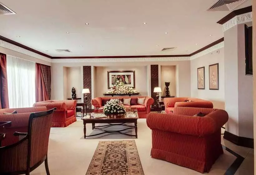 هتل Kampala Serena