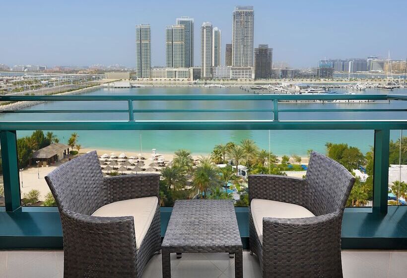 Отель Le Méridien Mina Seyahi Beach Resort & Waterpark