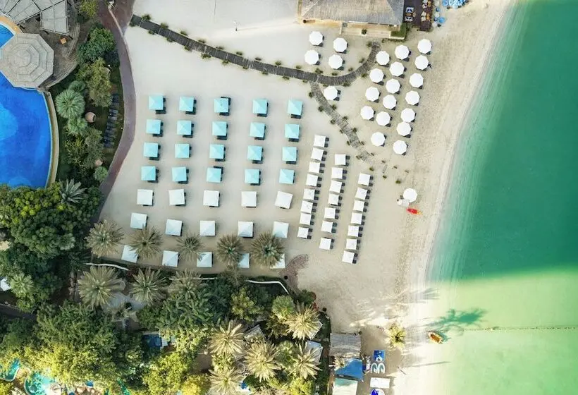 هتل Le Méridien Mina Seyahi Beach Resort & Waterpark