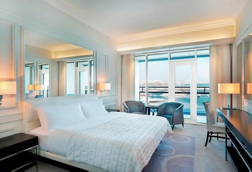 هتل Le Méridien Mina Seyahi Beach Resort & Waterpark