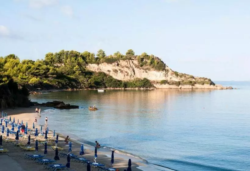 Отель Mediterranee