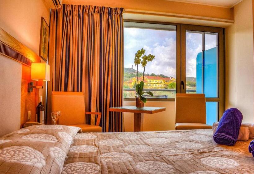 בית מלון כפרי Mediterranee