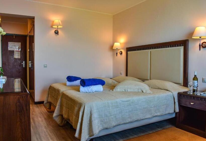 בית מלון כפרי Mediterranee