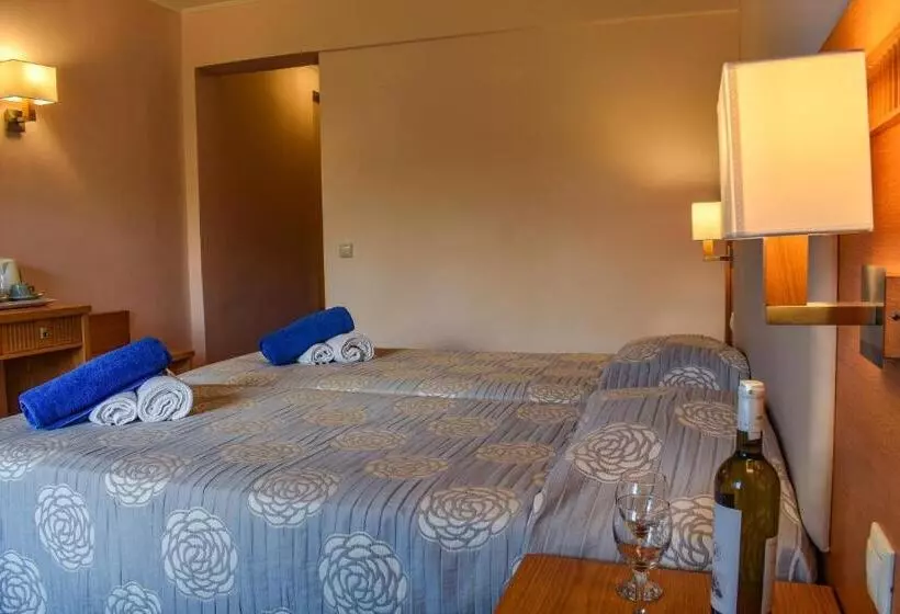 Отель Mediterranee