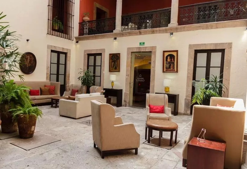 Hotel Mision Catedral Morelia
