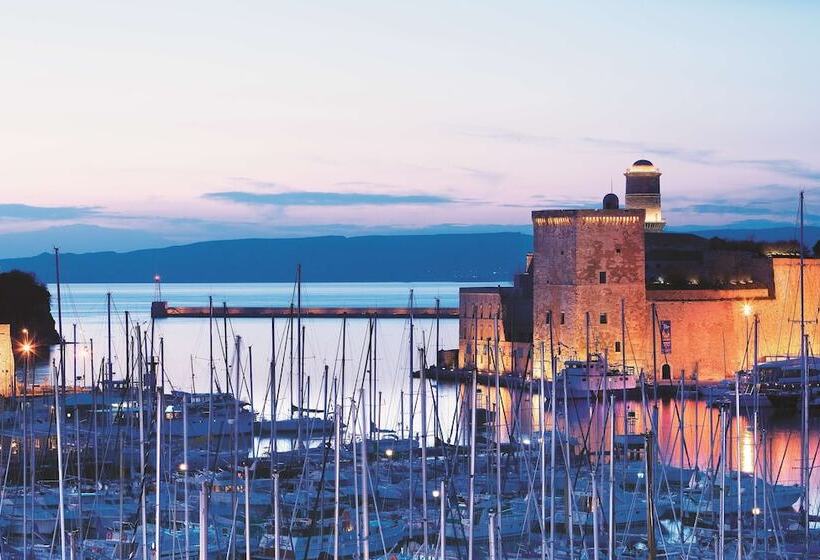 Radisson Blu Hotel Marseille Vieux Port