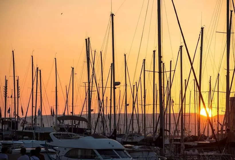 Radisson Blu Hotel Marseille Vieux Port