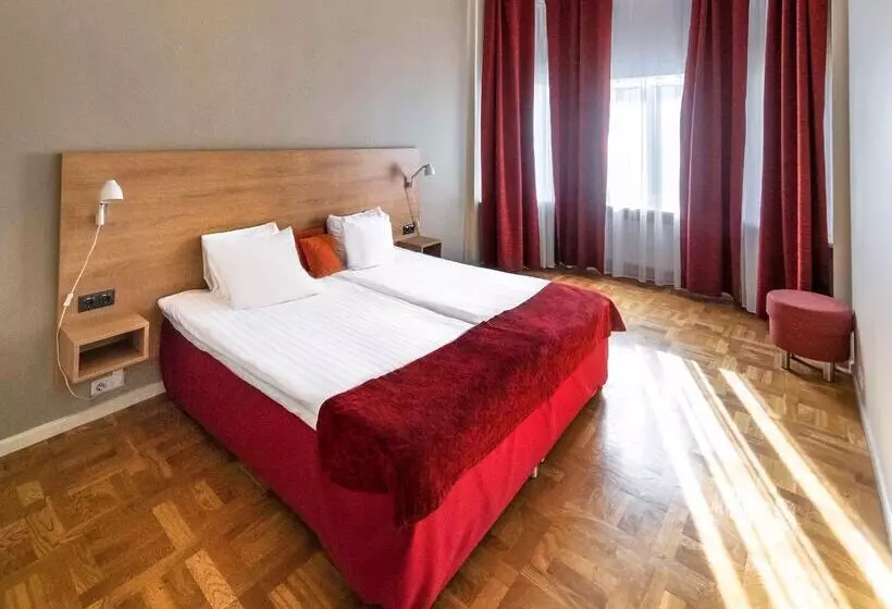 هتل Tribe Riga City Centre