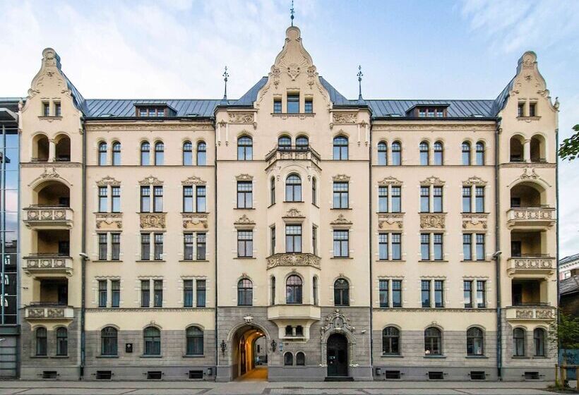 هتل Tribe Riga City Centre