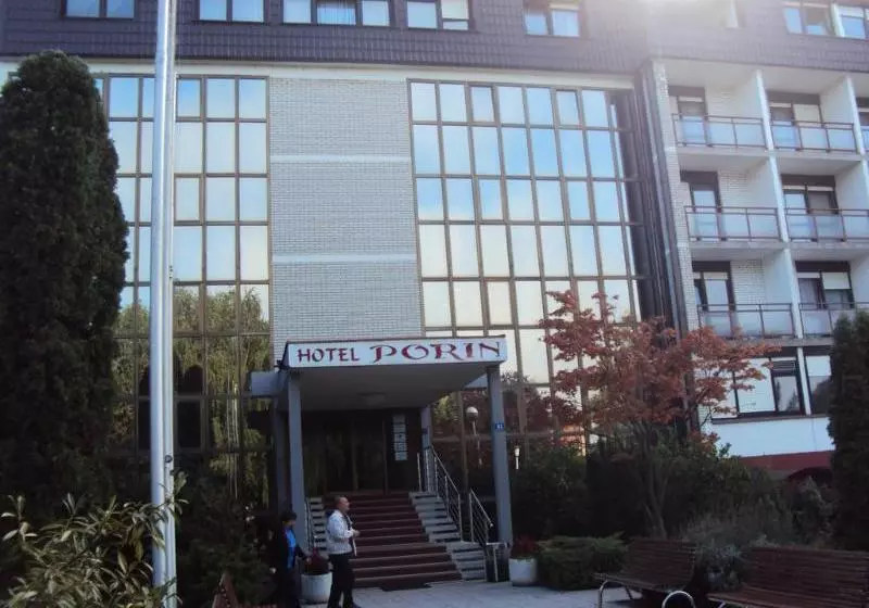 Porin Hotel