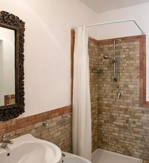 אתר נופש Villa Enrica   Aeolian Charme