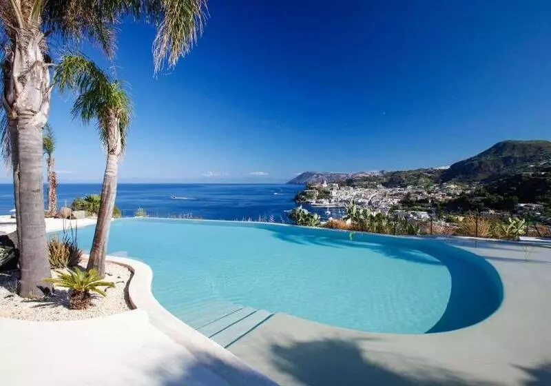 אתר נופש Villa Enrica   Aeolian Charme