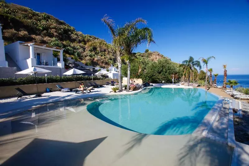 אתר נופש Villa Enrica   Aeolian Charme