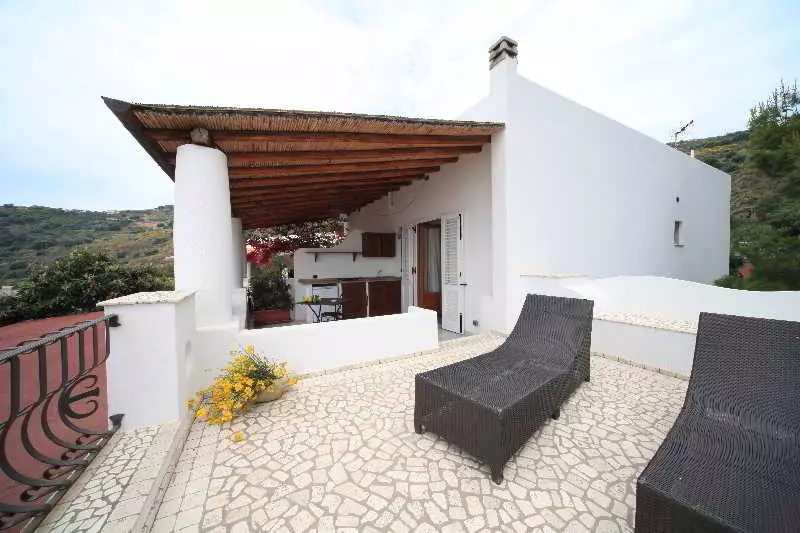 אתר נופש Villa Enrica   Aeolian Charme