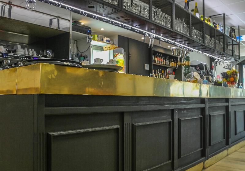 Aleria Hotel Atrachjata