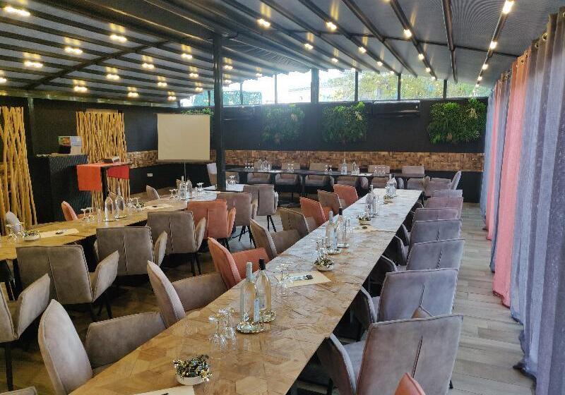 Aleria Hotel Atrachjata