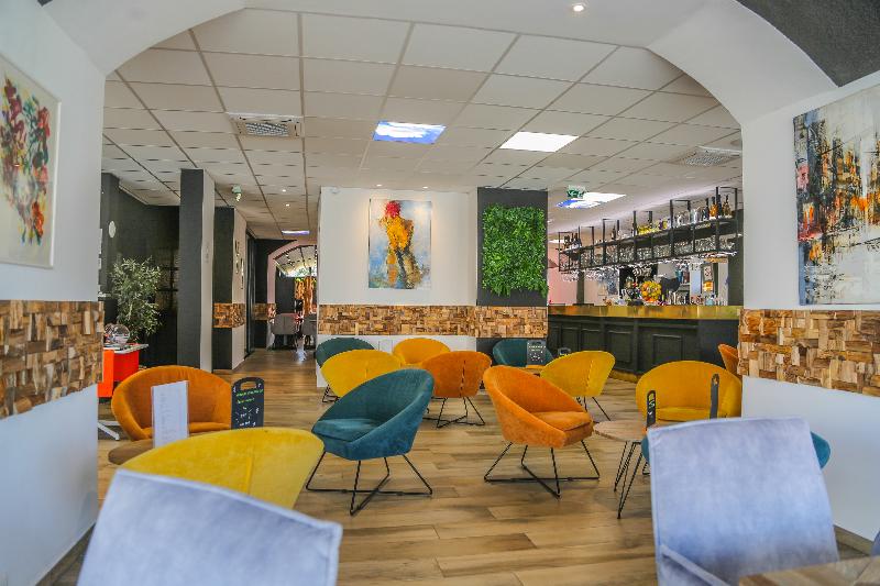 Aleria Hotel Atrachjata