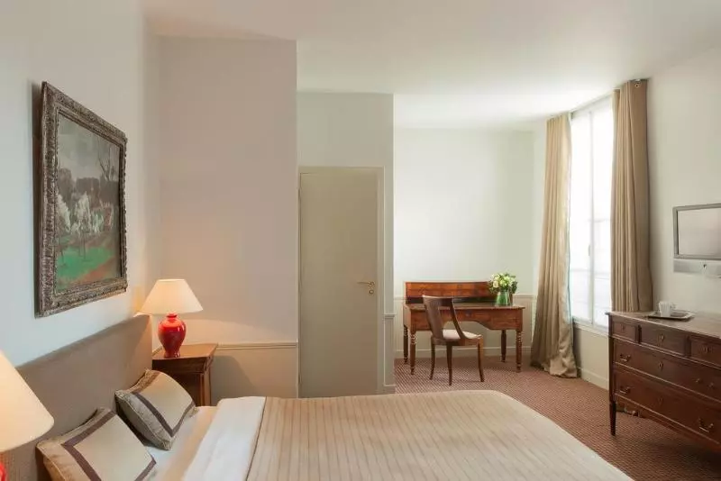 ホテル Hôtel D Orsay   Esprit De France