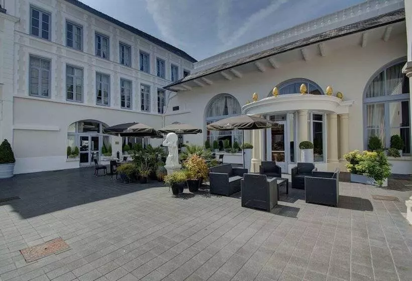 فندق De L Univers