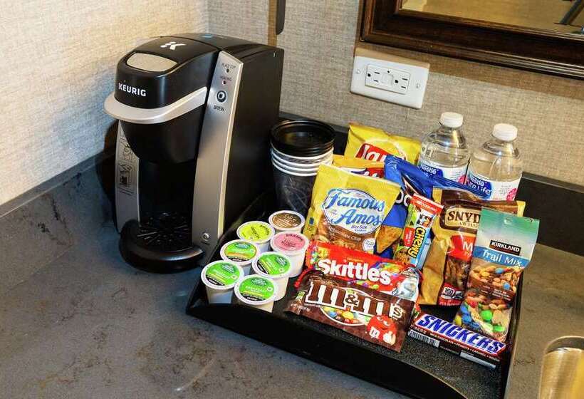 فندق Embassy Suites By Hilton Scottsdale Resort