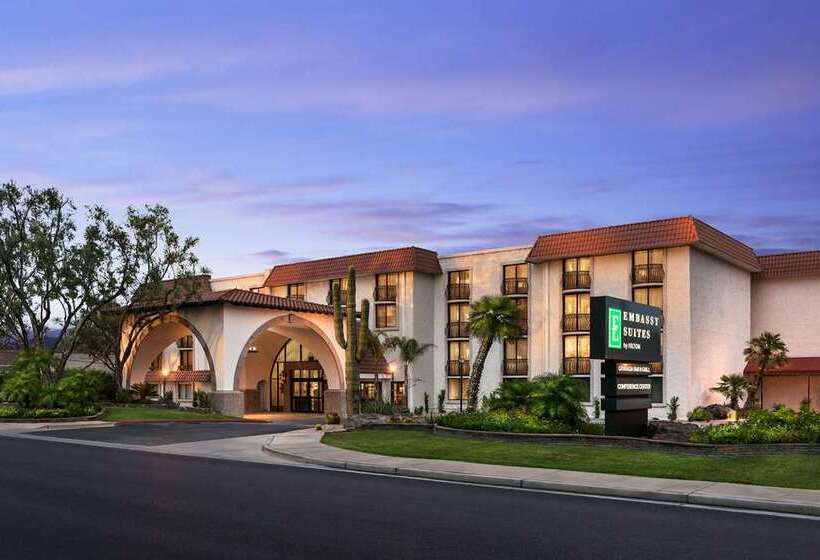 فندق Embassy Suites By Hilton Scottsdale Resort