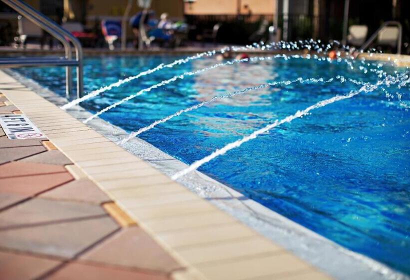 فندق Fantasyworld Resort