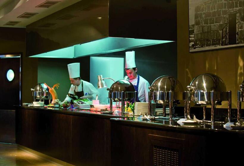 בית מלון כפרי Hilton Mallorca Galatzo