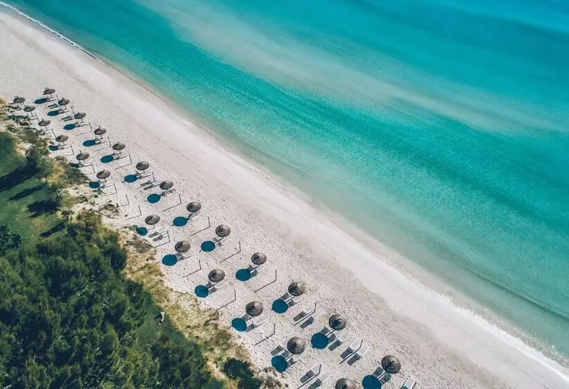 Отель Iberostar Selection Playa de Muro Village