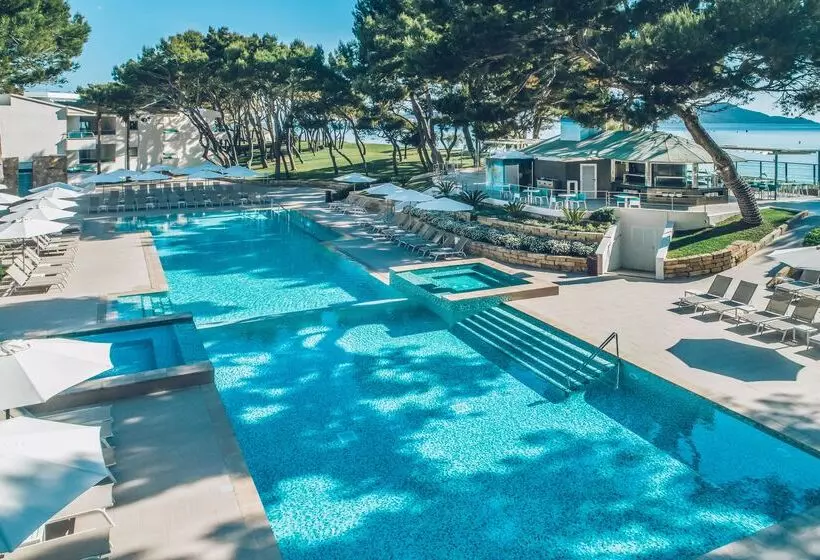 Отель Iberostar Selection Playa de Muro Village