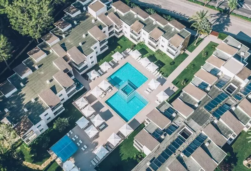 Отель Iberostar Selection Playa de Muro Village