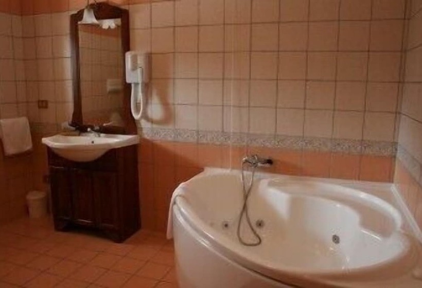 Отель Marchesina Resort Srls