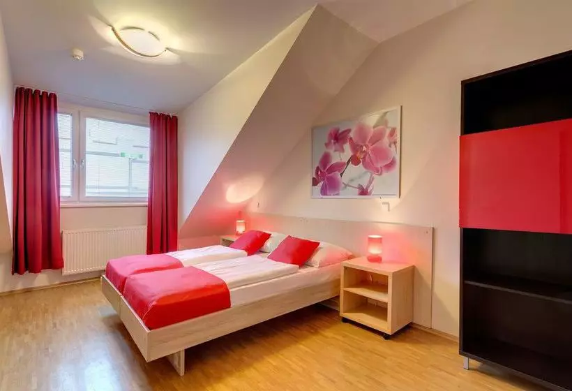 Meininger Hotel Vienna Central Station