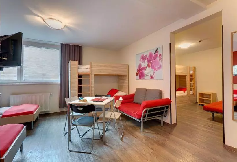 Meininger Hotel Vienna Central Station