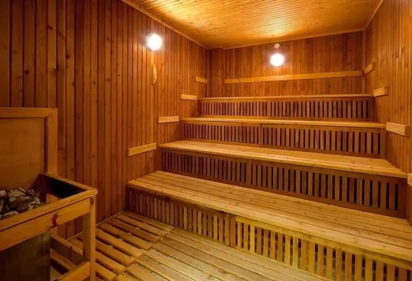 ホテル Piatra Mare