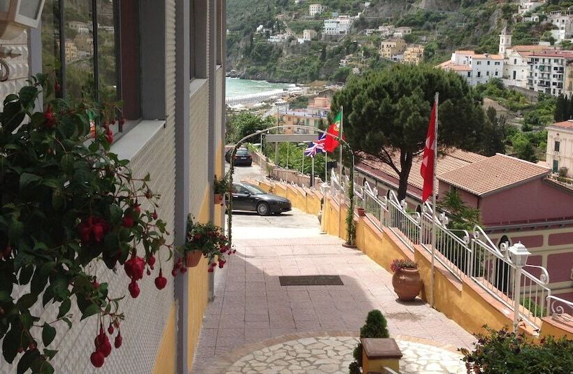 فندق Vietri Coast