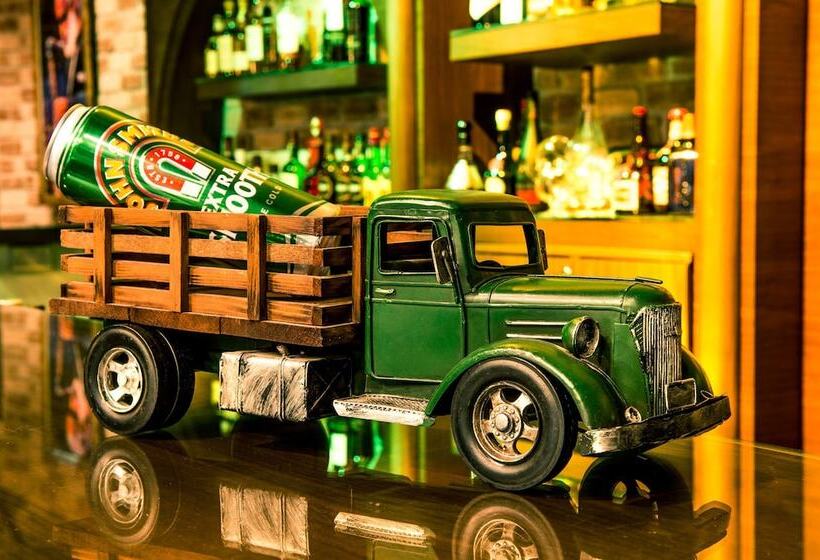 Vuni Palace Hotel & Casino & Spa