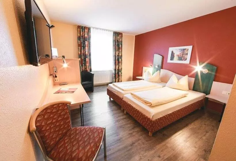 Мотель Plaza Hotel Bruchsal