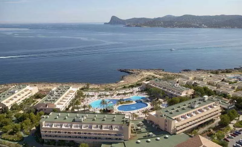 Sirenis Seaview Country Club