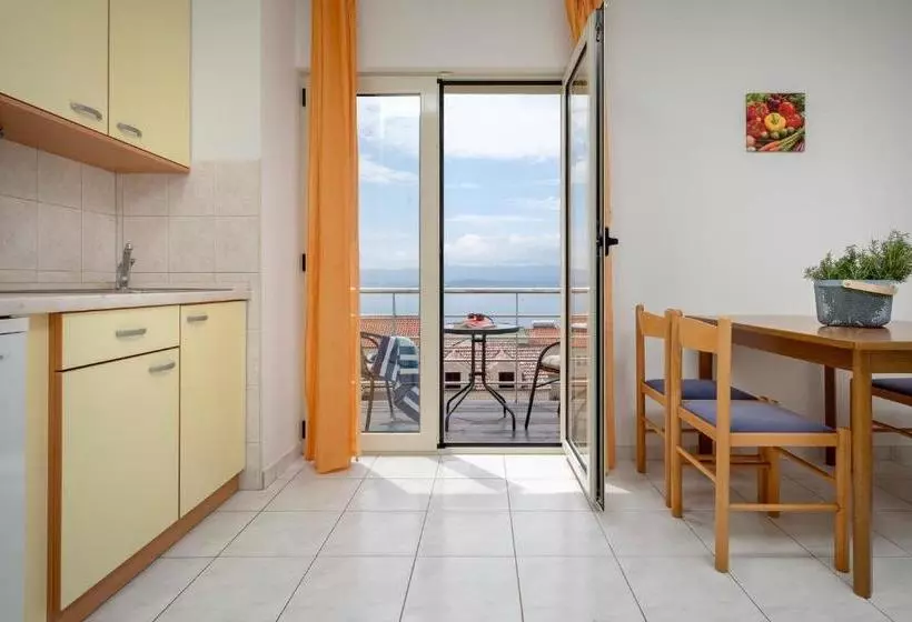 Villa Lara Apartments