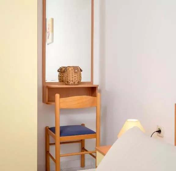 Villa Lara Apartments