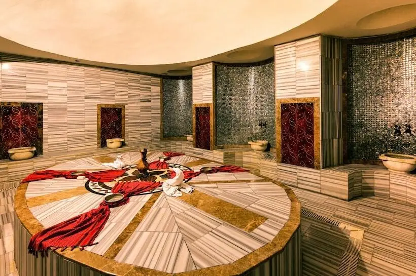 Vuni Palace Hotel & Casino & Spa