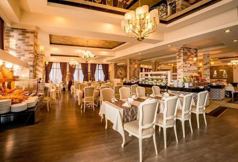 Vuni Palace Hotel & Casino & Spa