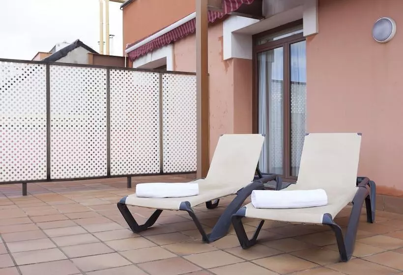 هتل Agora Juan De Austria